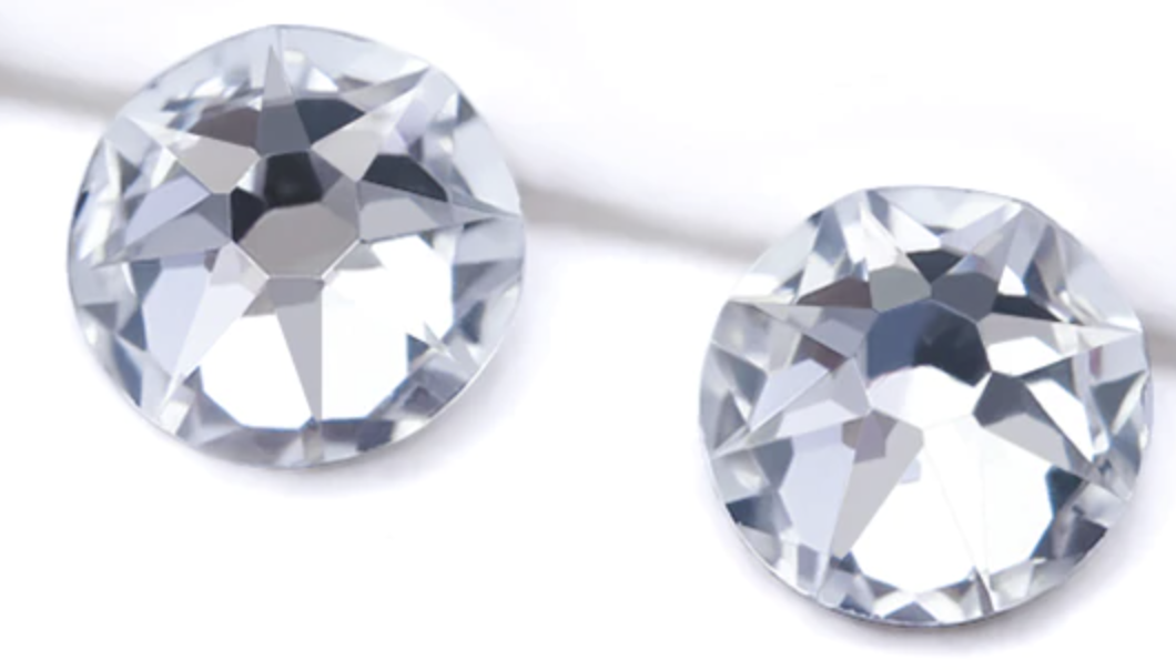 Crystal Rhinestone 2088 Hotfix Flatback 16 Cut Facets - Crystal Clear - SS16 - Image 3